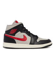 Carica l&#39;immagine nel visualizzatore di Gallery, AIR JORDAN 1 MID BLACK GYM RED COLLEGE GREY
